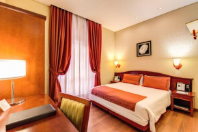 Отель Augusta Lucilla Palace  Рим